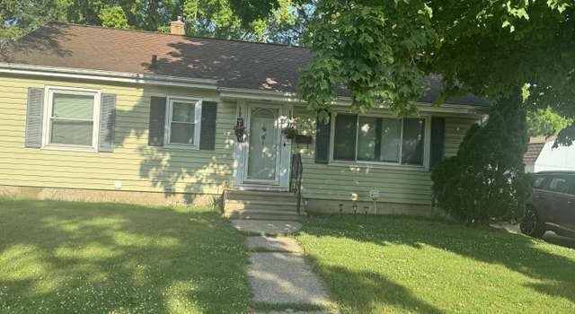 Photo of 3412 Schlee St, Lansing, MI 48910