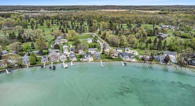 Photo of 447 Paradise Ln, Horton, MI 49246