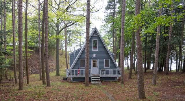 Photo of 10807 Old Freesoil Rd, Manistee, MI 49660