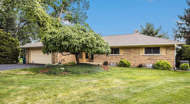 Photo of 301 Lakeshore Dr, Battle Creek, MI 49015
