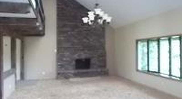 Photo of 50678 Magician Lake Rd, Dowagiac, MI 49047