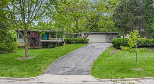 Photo of 19 Heatheridge St, Ann Arbor, MI 48104