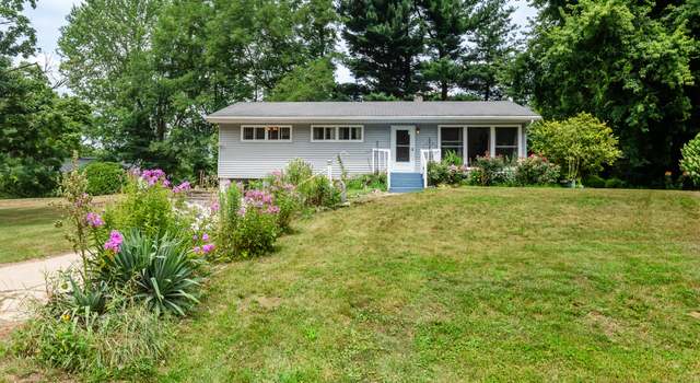 Photo of 3451 Midway Dr, Sodus, MI 49126