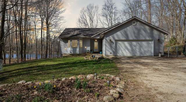 Photo of 13344 Gilkey Lake Rd, Delton, MI 49046