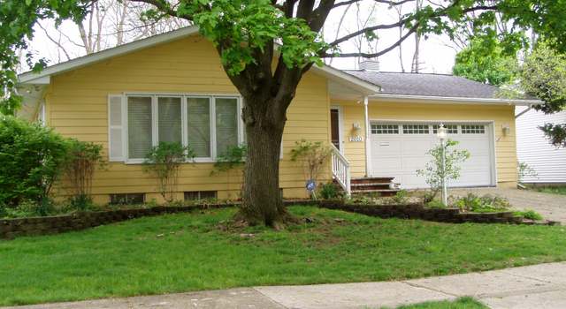 Photo of 2010 Collegewood St, Ypsilanti, MI 48197