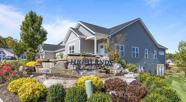 Photo of 1523 Center Hill Rd #27, Lowell, MI 49331