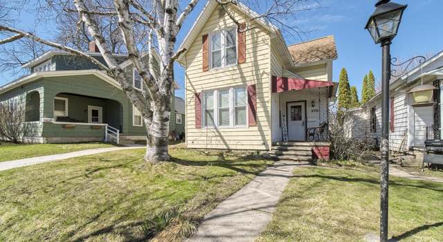 Photo of 370 4th St, Manistee, MI 49660