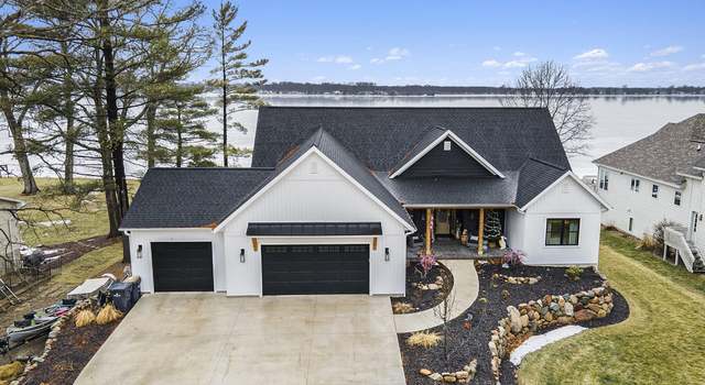 Photo of 9336 E Shore Dr, Portage, MI 49002