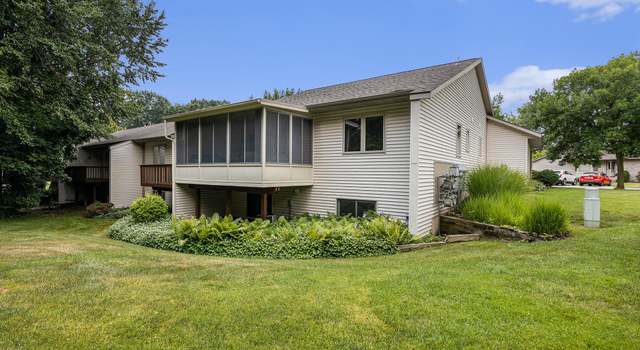 Photo of 2598 Falcon Wood Dr NW, Grand Rapids, MI 49534