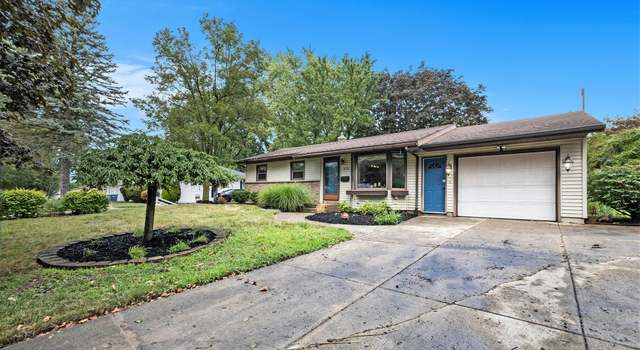 Photo of 1832 Carlton Ave NE, Grand Rapids, MI 49505