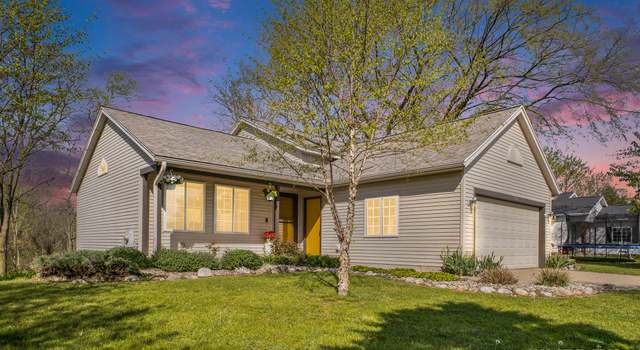 Photo of 160 Riverwood Dr, Middleville, MI 49333