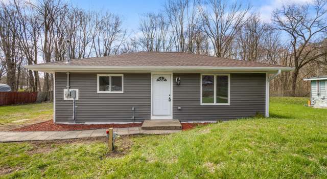 Photo of 135 Tulip Tree Ln, Battle Creek, MI 49037
