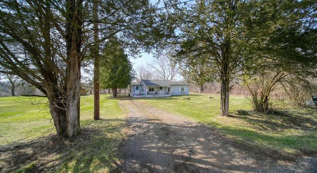 Photo of 902 N Green Acres St, Jackson, MI 49201