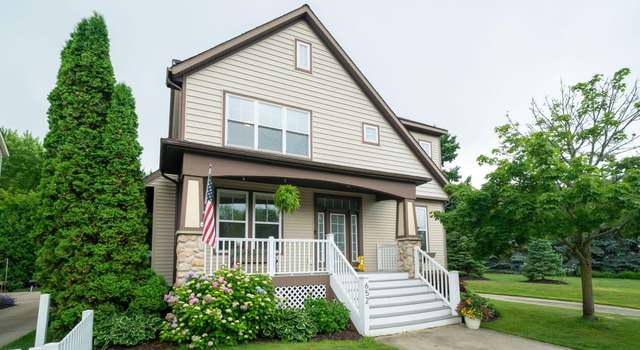 Photo of 652 Cedar Square St, Holland, MI 49423