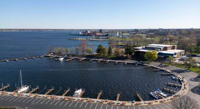 Photo of 954 Boardwalk Cove Dr, Muskegon, MI 49441