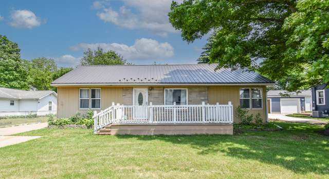 Photo of 402 Division St, Union City, MI 49094
