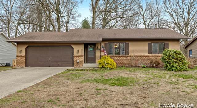 Photo of 137 Liberty St, Holland, MI 49424