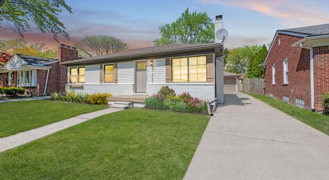 Photo of 21327 Prestwick Ave, Harper Woods, MI 48225