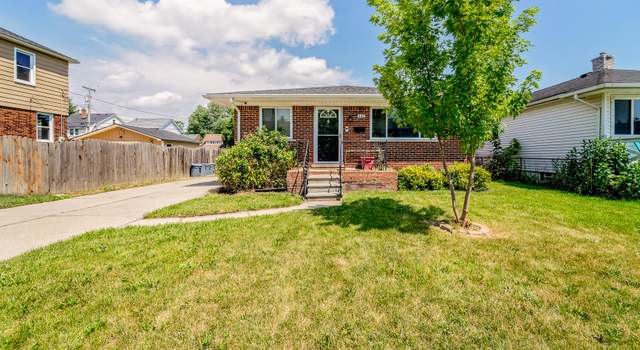 Photo of 320 Highland St, Wyandotte, MI 48192