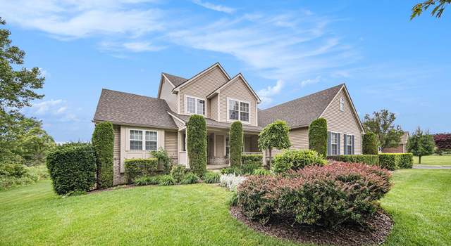 Photo of 2762 Island Hills Dr, Dexter, MI 48130