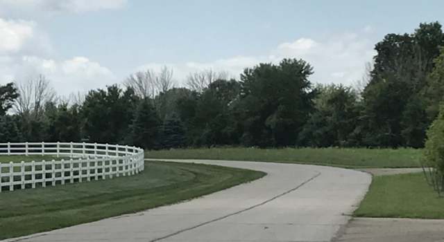 Photo of 120 Hummingbird Ln, Niles, MI 49120