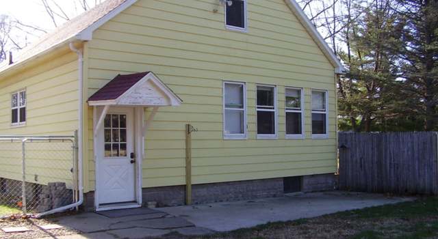 Photo of 2271 W Marquette Woods Rd, Stevensville, MI 49127