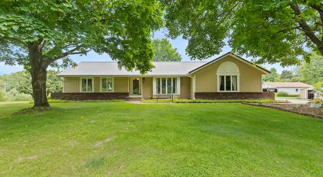 Photo of 17500 Callen Ave, Kent City, MI 49330