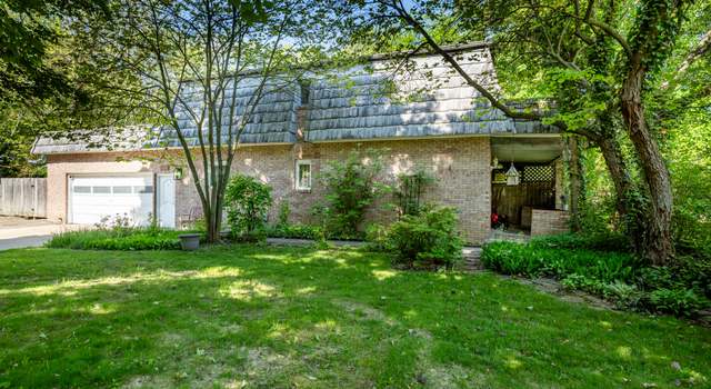 Photo of 326 Timber Dr, Coloma, MI 49038