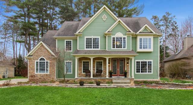 Photo of 1936 Hidden Pines Trl, Stevensville, MI 49127
