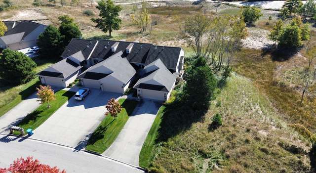 Photo of 1670 E Harbour Towne Cir, Muskegon, MI 49441