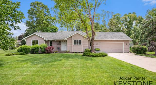 Photo of 5896 Rollaway Dr NE, Comstock Park, MI 49321