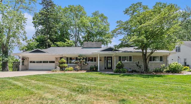 Photo of 2507 Riverwood Ter, Saint Joseph, MI 49085