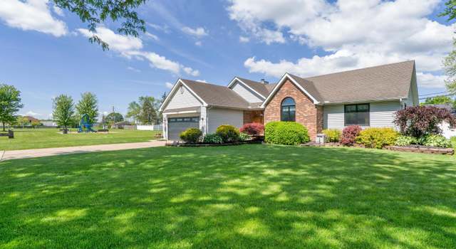 Photo of 826 Jennie Pl, Monroe, MI 48161