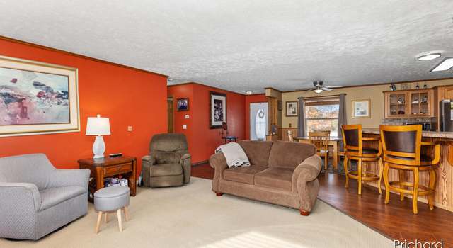 Photo of 6244 13 Mile Rd, Mecosta, MI 49332