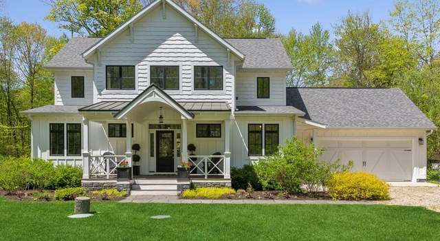Photo of 17106 River Bluff Dr, New Buffalo, MI 49117