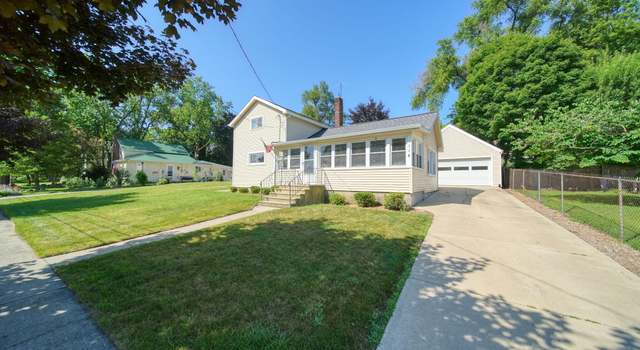 Photo of 114 Clark St, Grass Lake, MI 49240