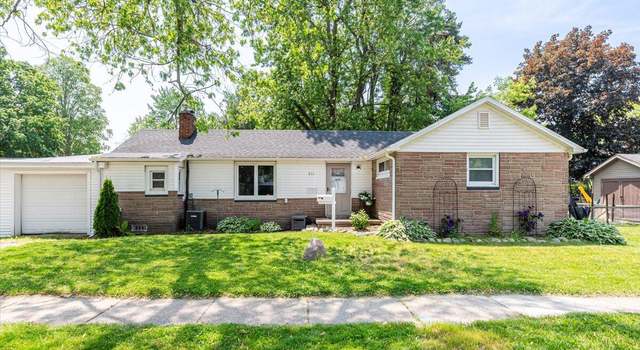 Photo of 211 W South St, Grand Ledge, MI 48837