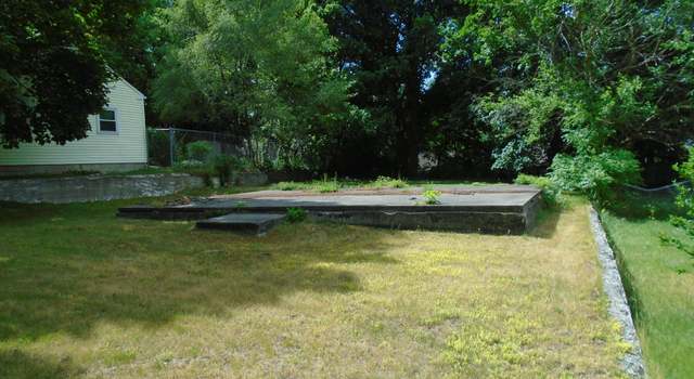 Photo of 1447 W North St, Kalamazoo, MI 49006