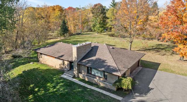 Photo of 2647 Moerland Dr NW, Grand Rapids, MI 49504