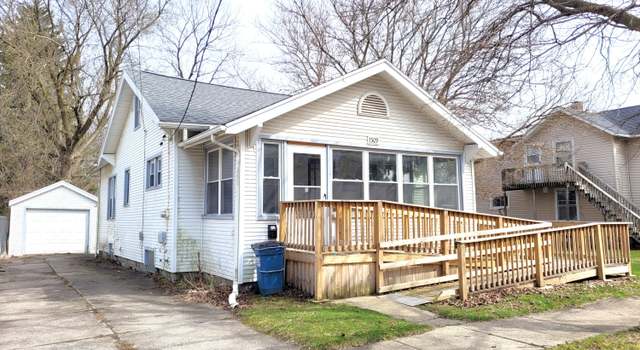 Photo of 1309 Woodbridge St, Jackson, MI 49203