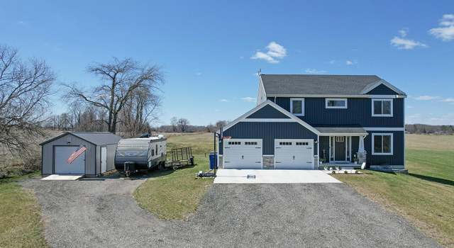 Photo of 12727 Peach Ridge Ave NW, Kent City, MI 49330