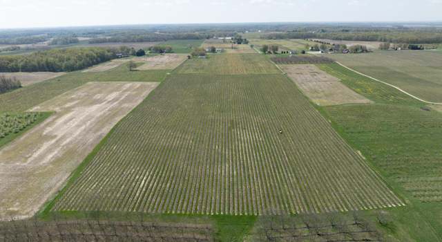 Photo of 975 E Lemon Creek Rd #15, Berrien Springs, MI 49103