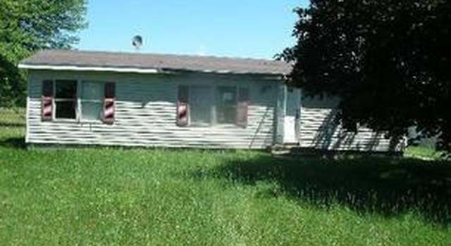 Photo of 18390 State Line Rd, Edwardsburg, MI 49112