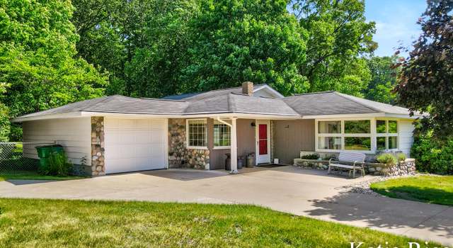 Photo of 4390 W Fruitvale Rd, Montague, MI 49437