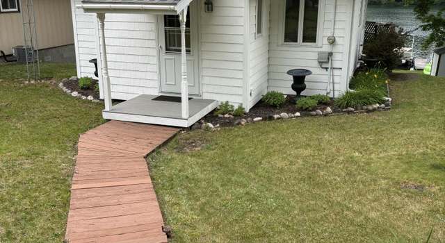 Photo of 8870 W School Section Lake Dr, Mecosta, MI 49332