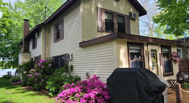Photo of 55682 Indian Lake Rd, Dowagiac, MI 49047