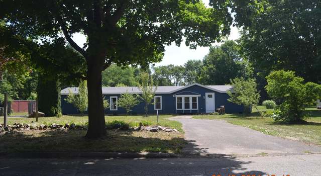 Photo of 985 S 14th St, Niles, MI 49120