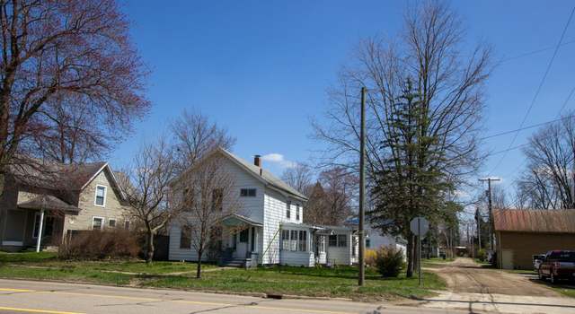 Photo of 414 N Front St, Dowagiac, MI 49047