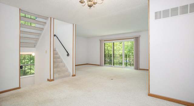 Photo of 3841 Greenleaf Cir, Kalamazoo, MI 49008
