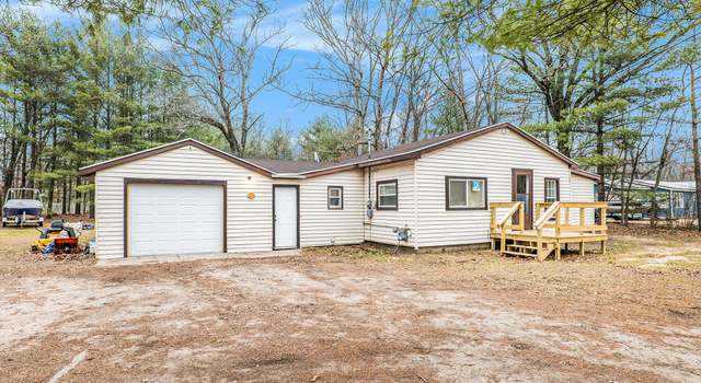Photo of 2221 E 95th St, Newaygo, MI 49337
